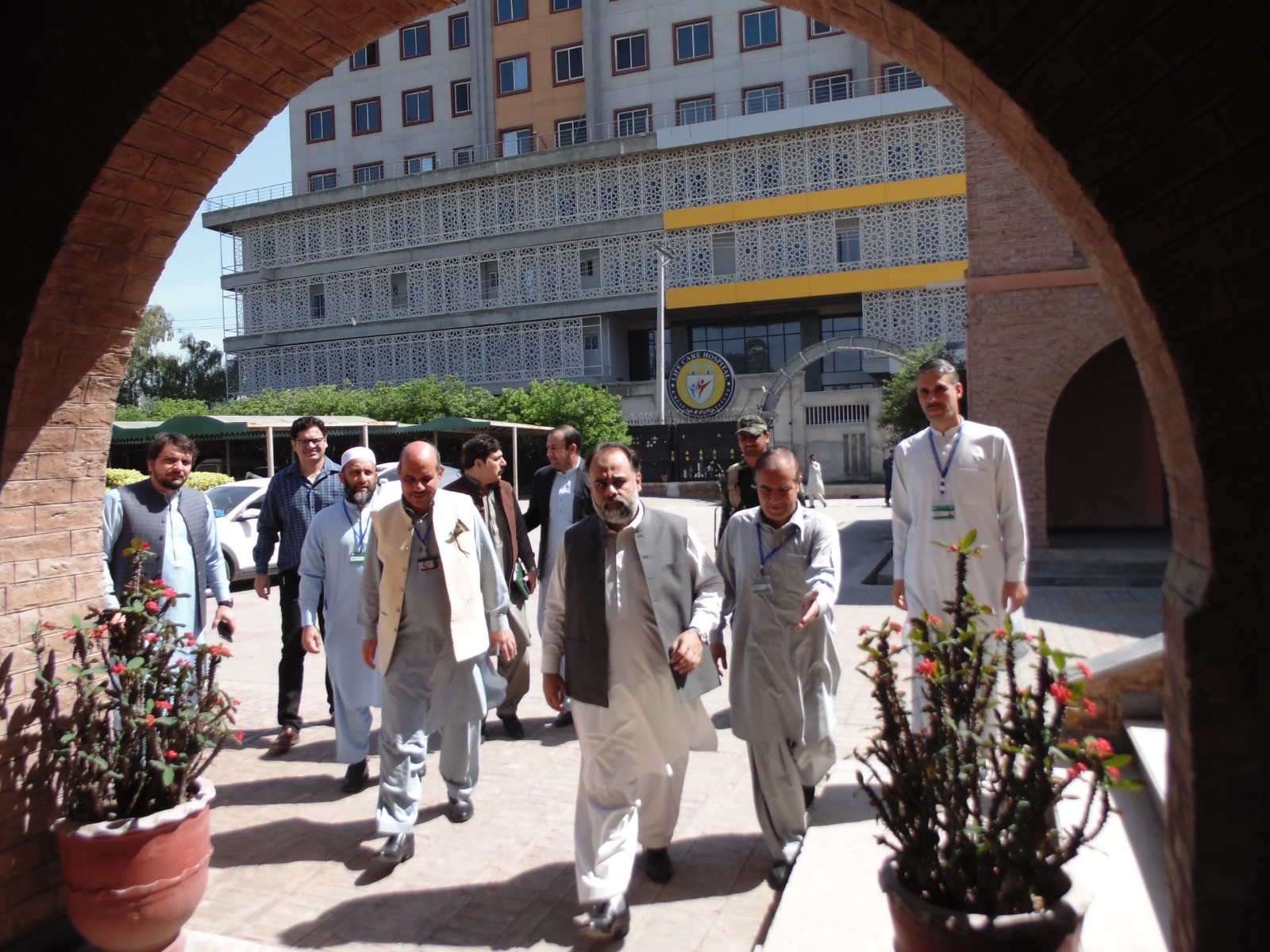 Health Minister visits KICH